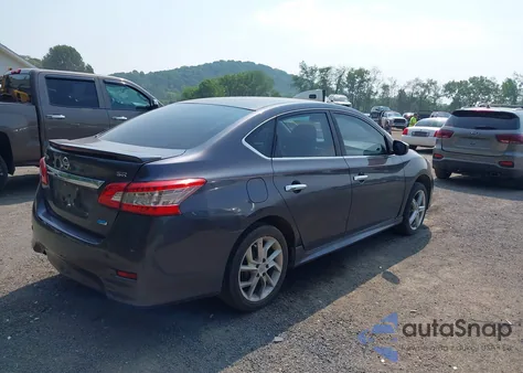 2014 Nissan Sentra Sr z USA, uszkodzony, nr VIN 3N1AB7AP2EY316020